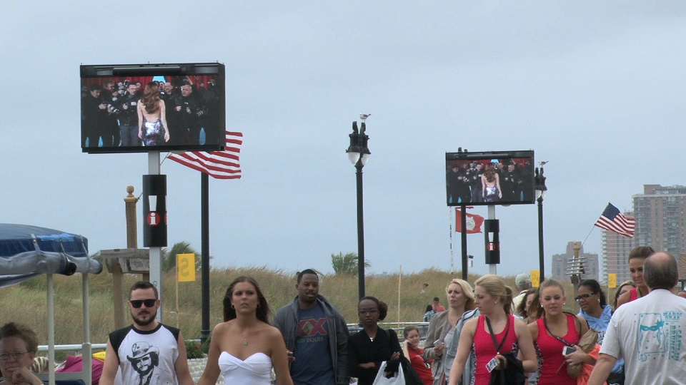 Digital out-of-home media comes to Atlantic City Boardwalk